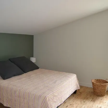 Ferienhaus De La Foye - Le Magnolia Combrand